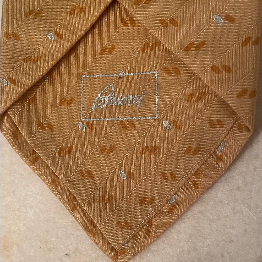 Brioni Gold and Silver Patterned Tie